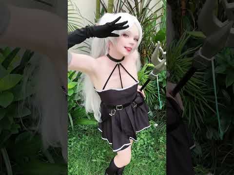 Frieren dressing as Ubel #cosplay #frieren #animecosplay #frierenbeyondjourneysend