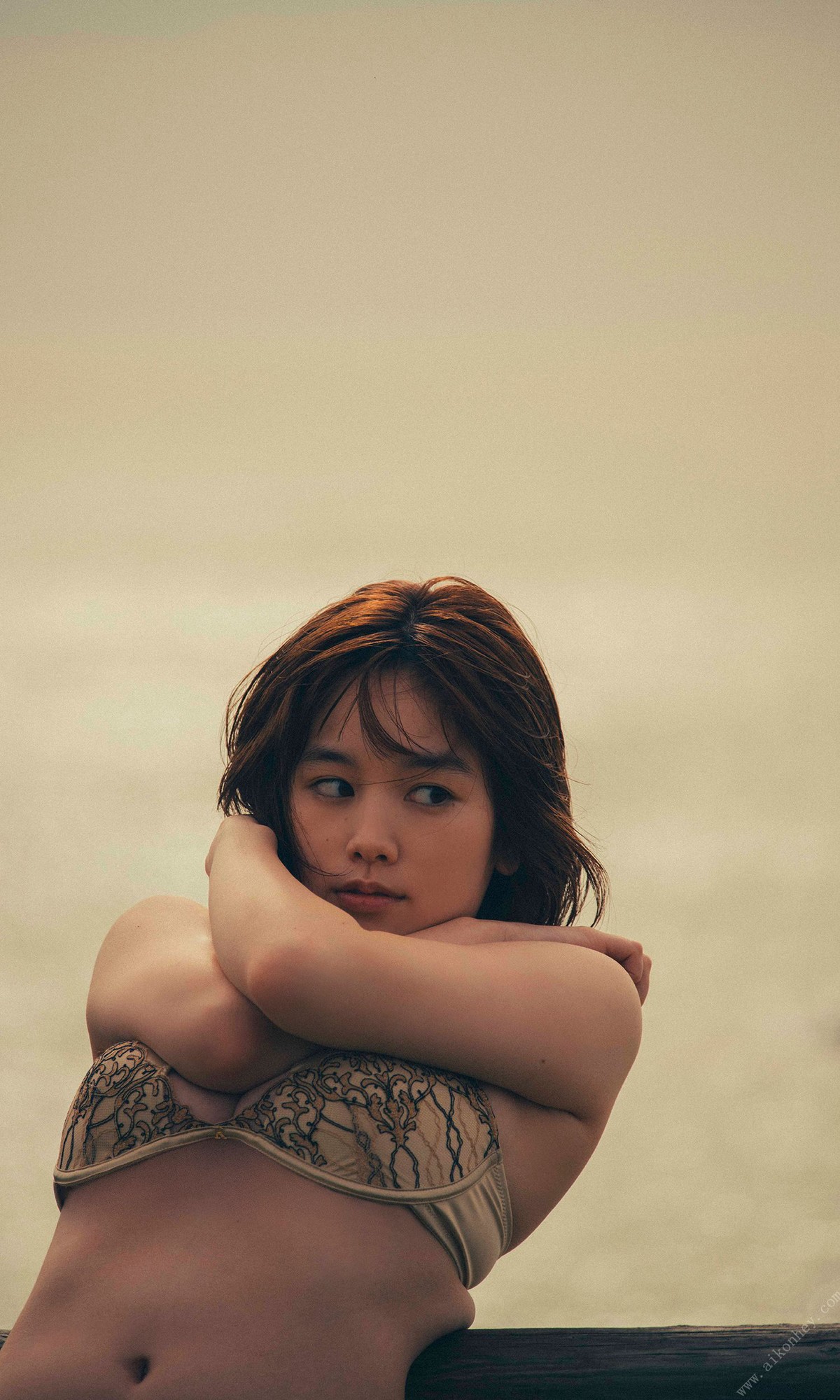 Miwako Kakei 笕美和子, 周プレ Photo Book 「春潮」