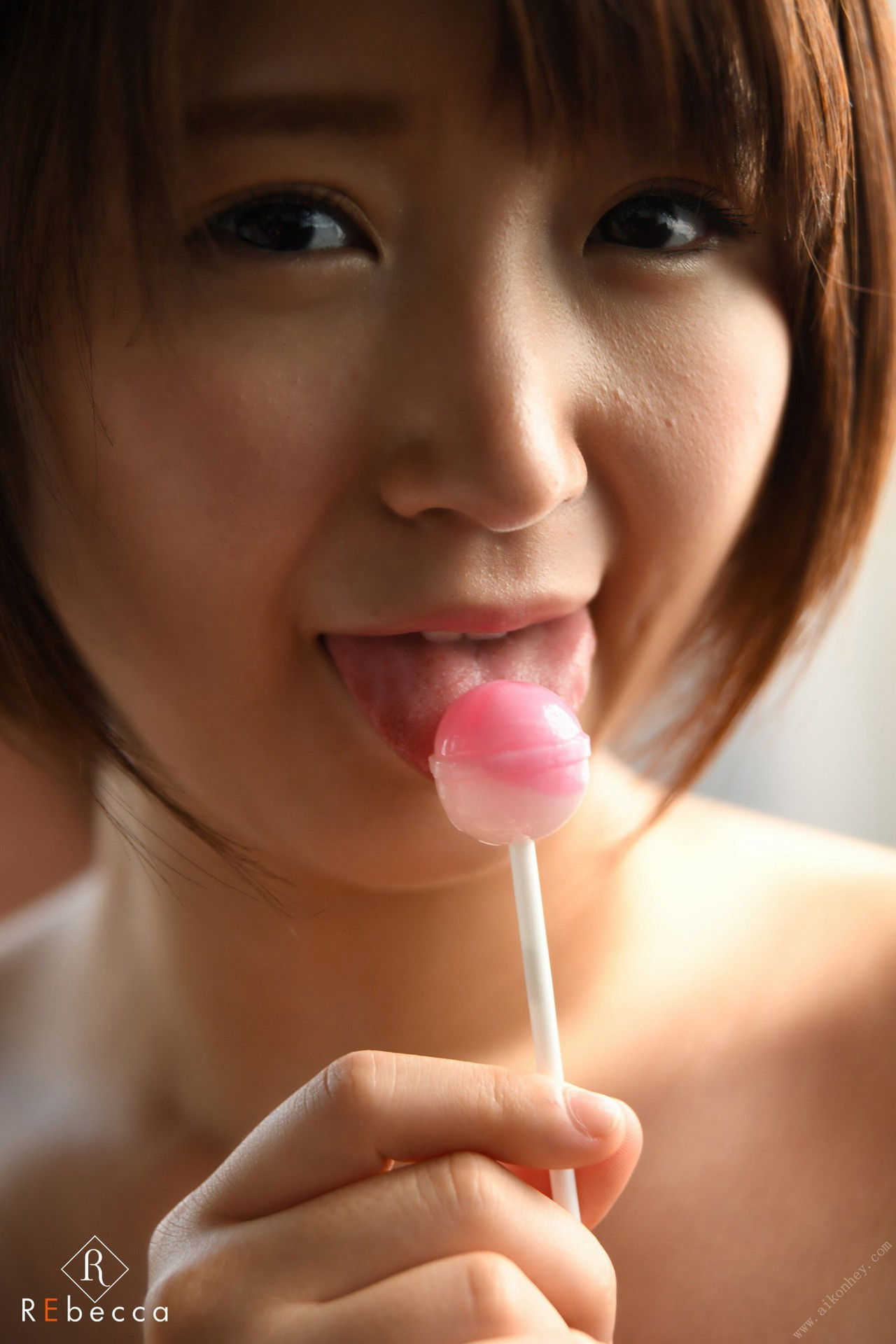 Yuuri Fukada 深田结梨, Rebecca 写真集 「Yuuri Deep Impact」 Set.02 No.44953d