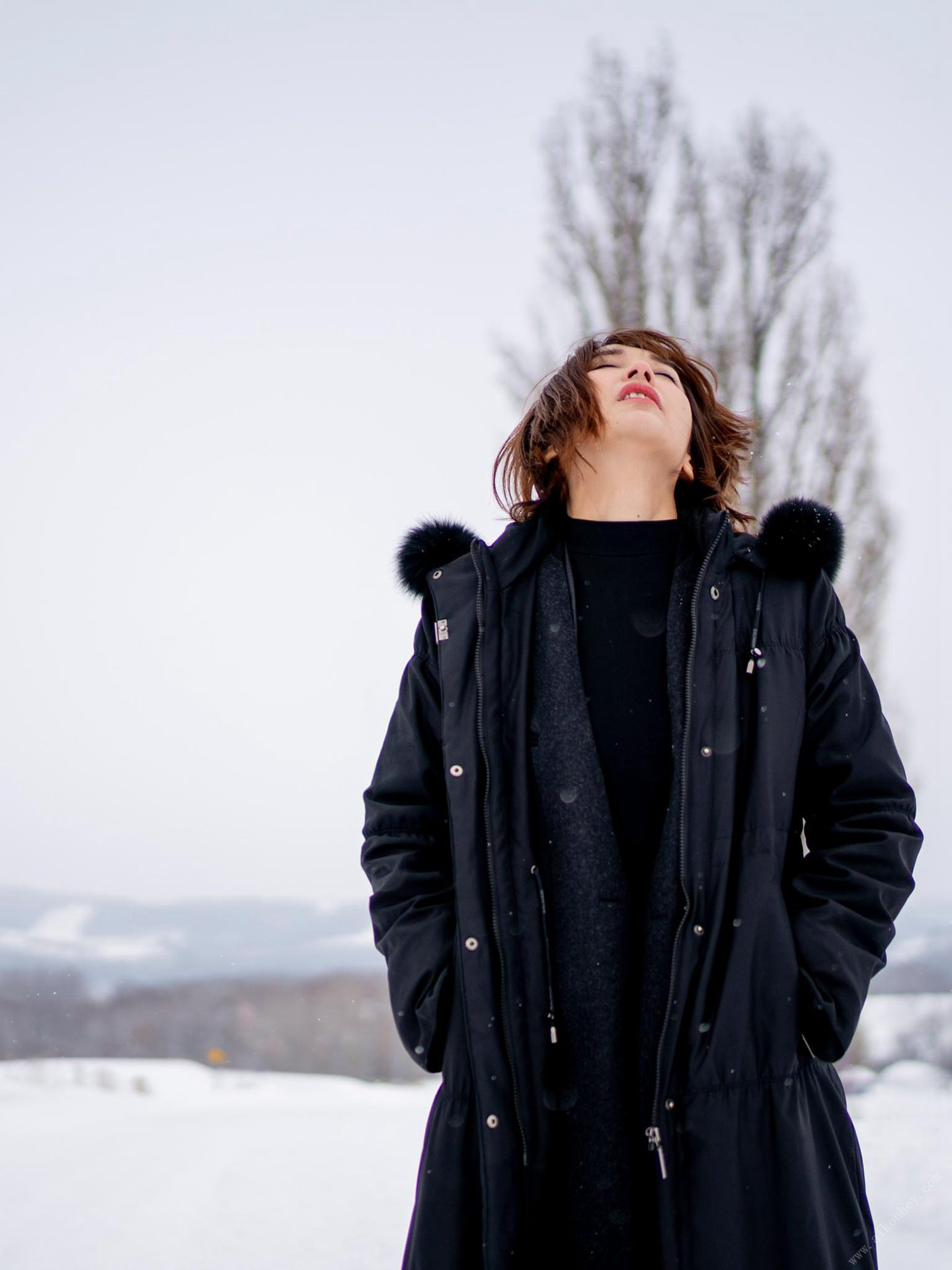 Mami Yamasaki 山崎真実, 周刊ポストデジタル写真集 「山崎真実×舞山秀一　Silent」 Set.02 No.7e3321