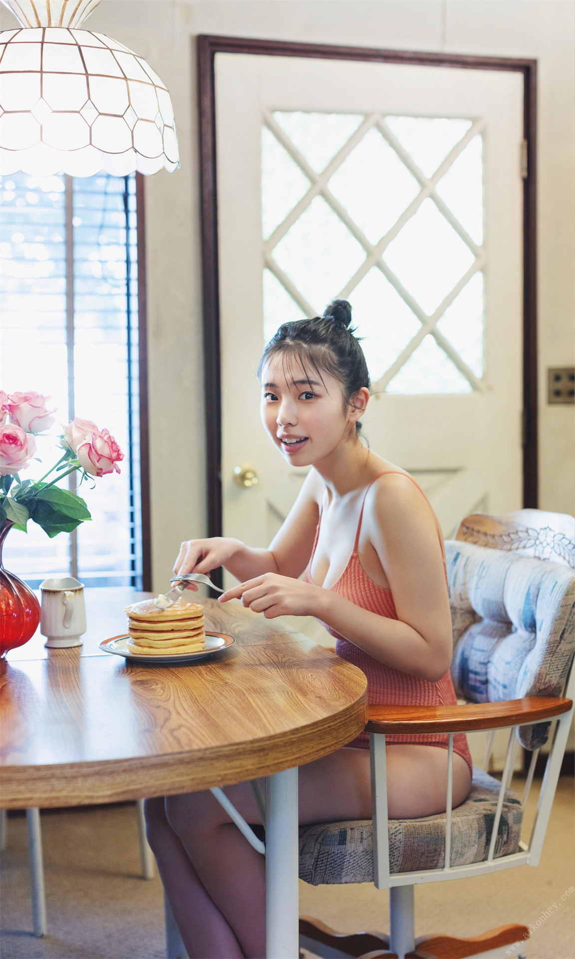 Gravure - Hina Kikuchi 菊地姫奈, 周プレ Photo Book 春めく、ほのめく Set.02 No.d3c05b